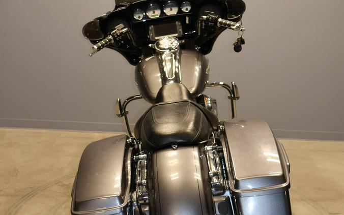 2015 Harley-Davidson Street Glide Special FLHXS