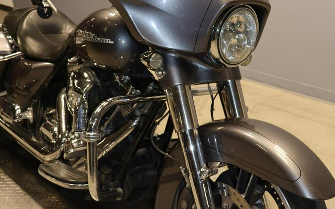 2015 Harley-Davidson Street Glide Special FLHXS