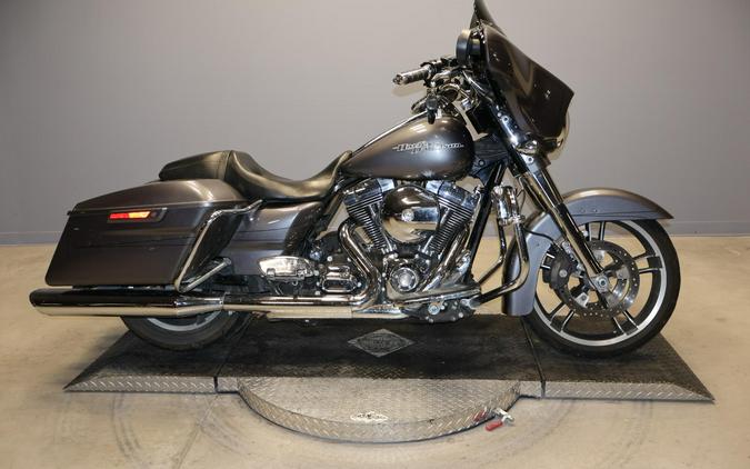 2015 Harley-Davidson Street Glide Special FLHXS