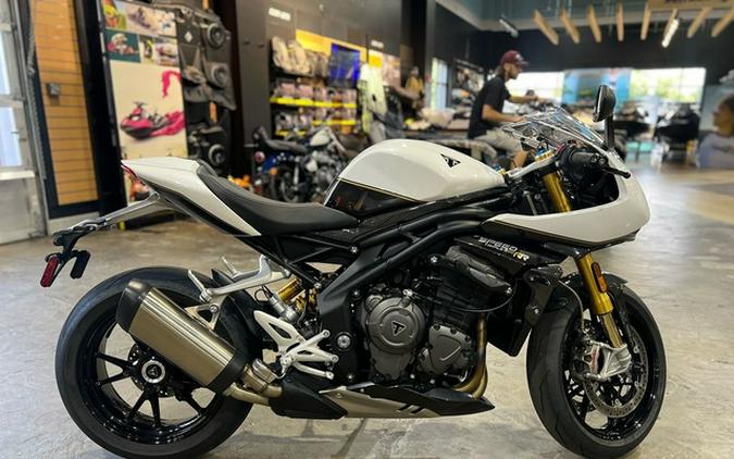 2022 Triumph Speed Triple 1200 RR Crystal White Storm Grey 1200 RR