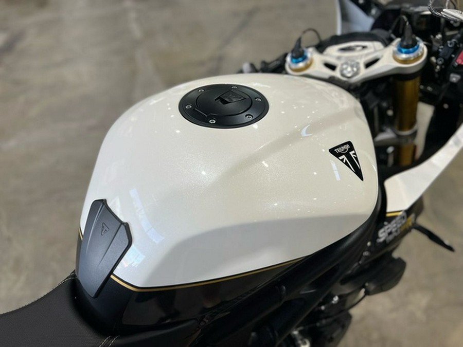 2022 Triumph Speed Triple 1200 RR Crystal White Storm Grey 1200 RR