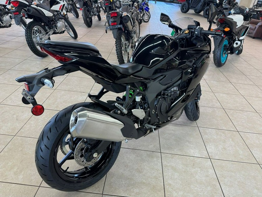 2024 Kawasaki Ninja® ZX™-4RR ABS