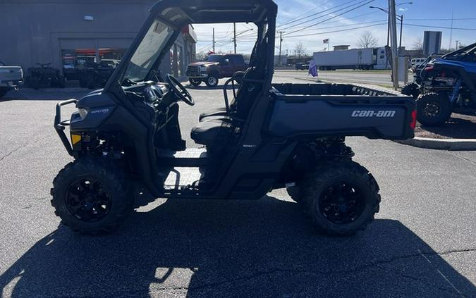 2025 Can-Am Defender XT HD10