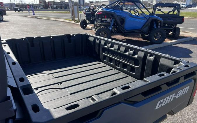2025 Can-Am Defender XT HD10