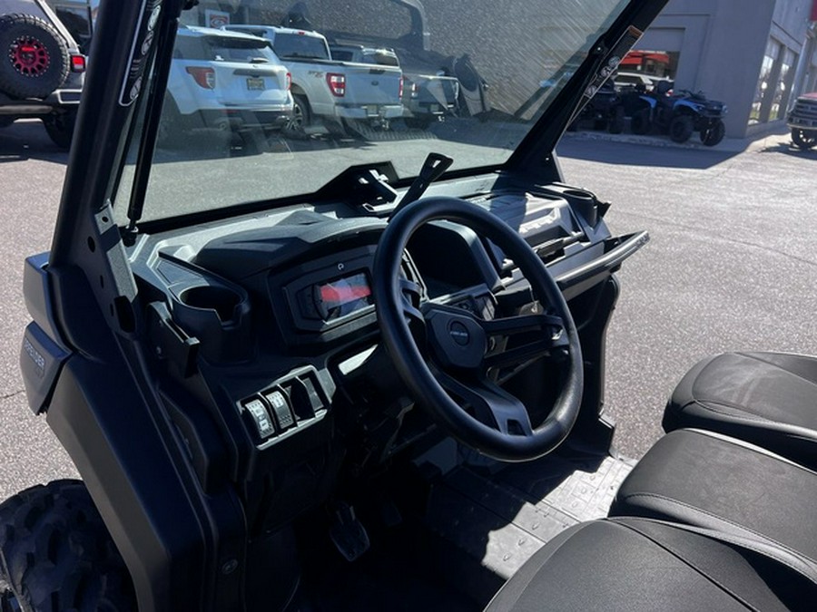 2025 Can-Am Defender XT HD10