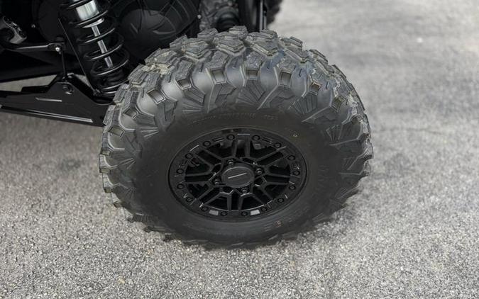 2026 Can-Am® Maverick X3 Max X RS Turbo RR Triple Black_4.5 in