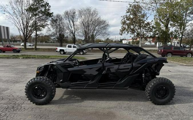 2026 Can-Am® Maverick X3 Max X RS Turbo RR Triple Black_4.5 in