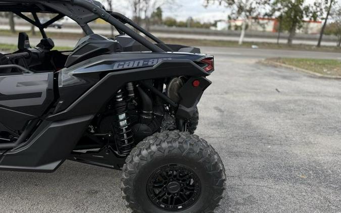2026 Can-Am® Maverick X3 Max X RS Turbo RR Triple Black_4.5 in