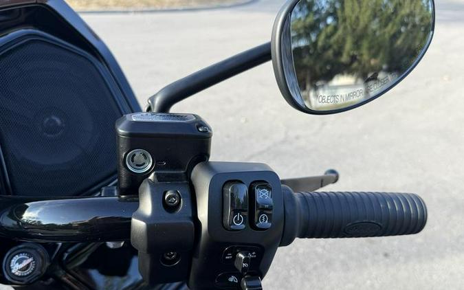 2026 Indian Motorcycle® Pursuit® Dark Horse® 112 w/ PowerBand Audio Black Smoke