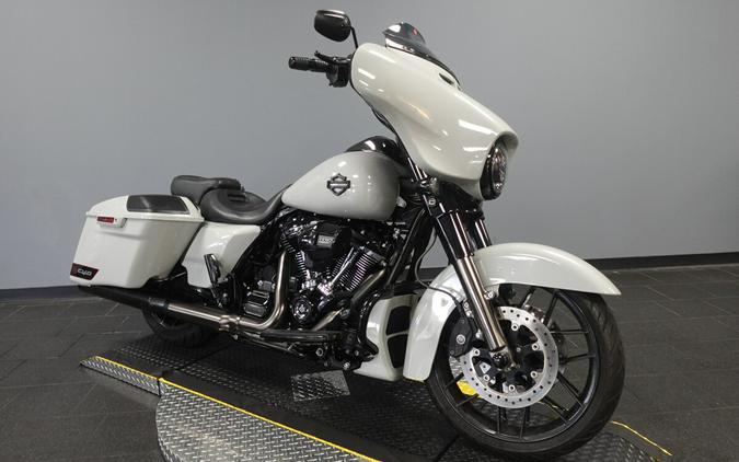 2020 Harley-Davidson CVO Street Glide