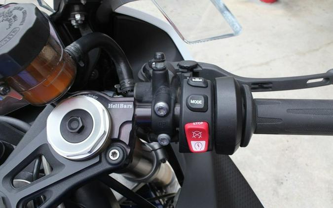 2022 BMW S 1000 RR Light White / Racing Blue / Racing Red