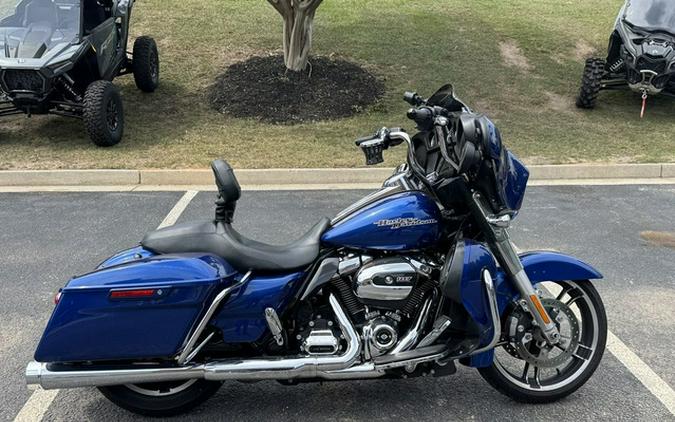 2017 Harley-Davidson FLHX - Street Glide