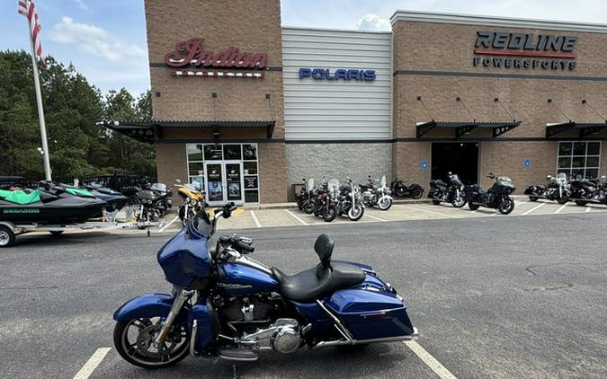 2017 Harley-Davidson FLHX - Street Glide