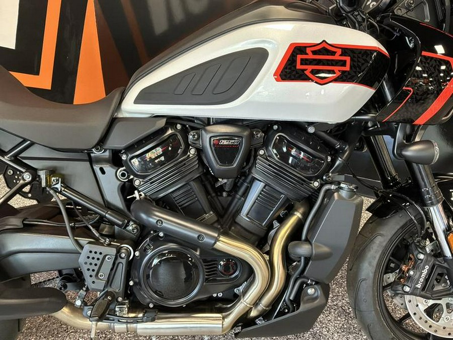 2026 Harley-Davidson® Pan America® 1250 ST