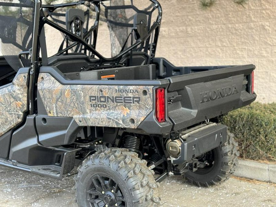 2024 Honda® Pioneer 1000-6 Deluxe Crew