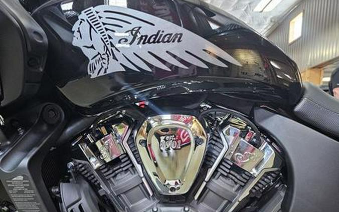 2024 Indian Motorcycle® Challenger® Black Metallic