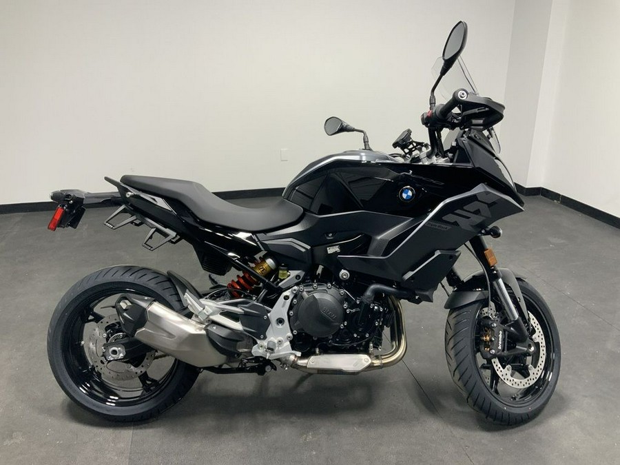 2026 BMW F 900 XR Triple Black