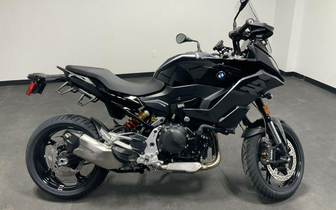 2026 BMW F 900 XR Triple Black