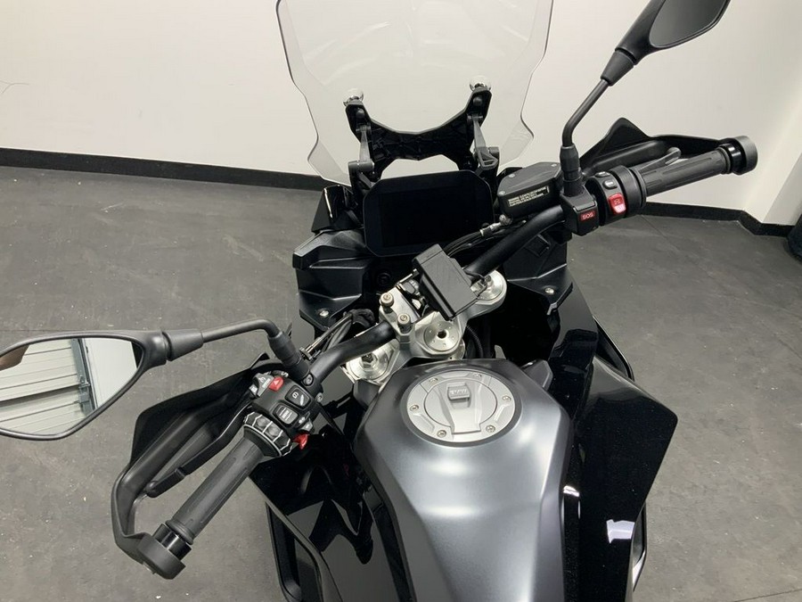 2026 BMW F 900 XR Triple Black