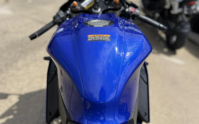 2025 Yamaha YZFR7