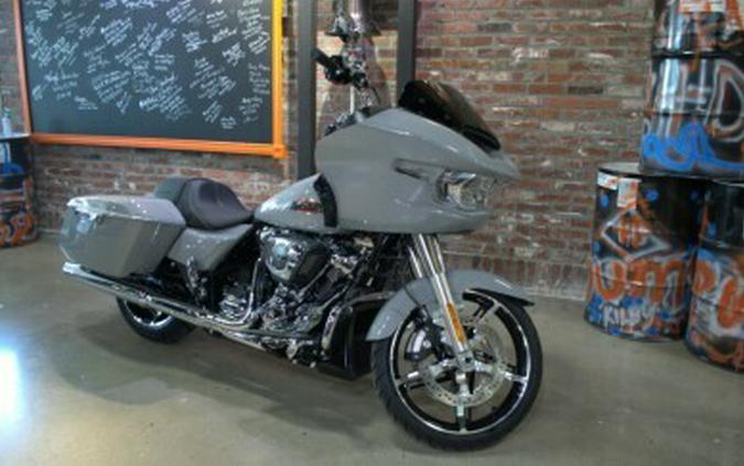 2024 Harley-Davidson Road Glide® Billiard Gray