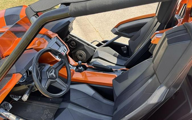 2015 Polaris® Slingshot SL LE