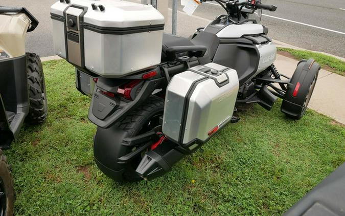 2025 Can-Am Canyon? XT