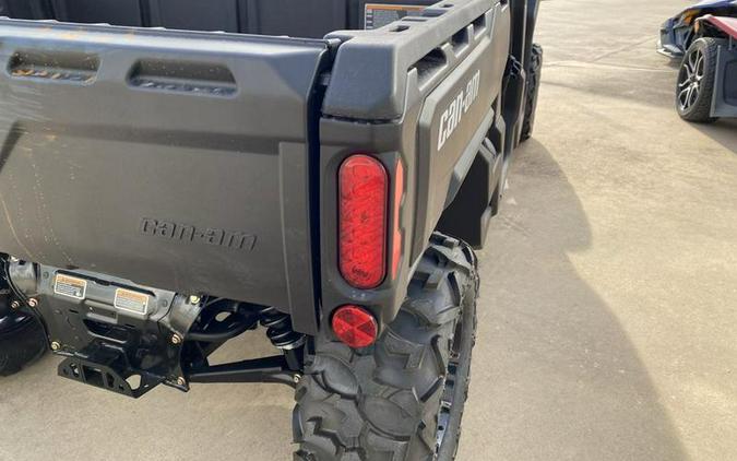 2026 Can-Am® Defender MAX DPS HD9 Stealth Black