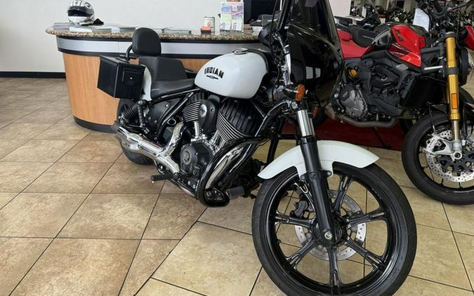 2022 Indian Chief White Smoke
