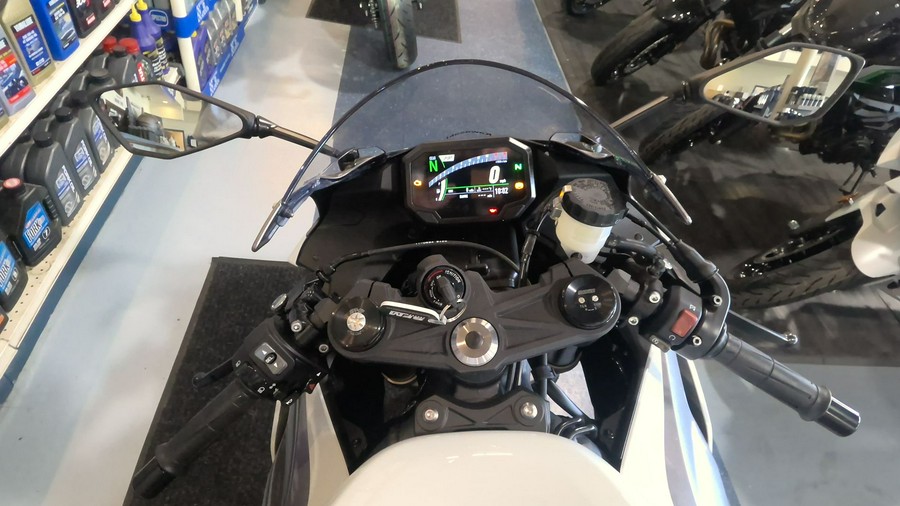 2025 Kawasaki Ninja ZX-6R ABS