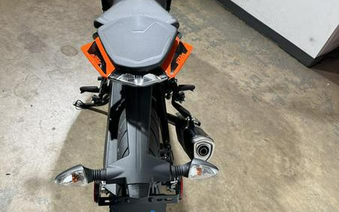 2023 KTM 390 Duke