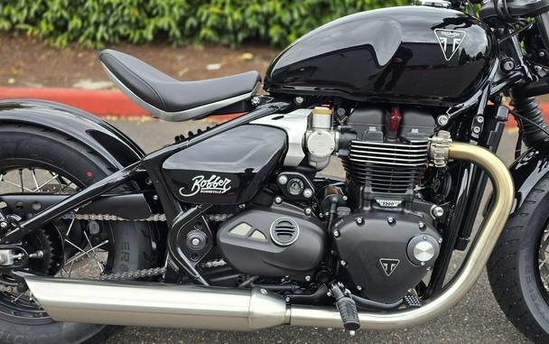 2026 Triumph BONNEVILLE BOBBER