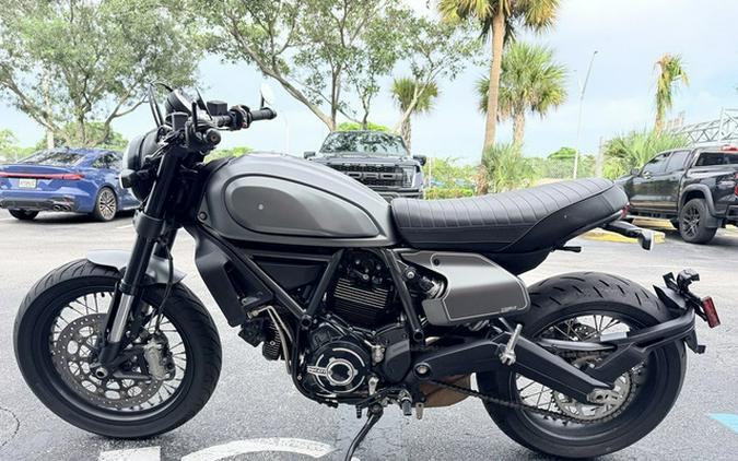 2022 Ducati Scrambler Nightshift Aviator Grey