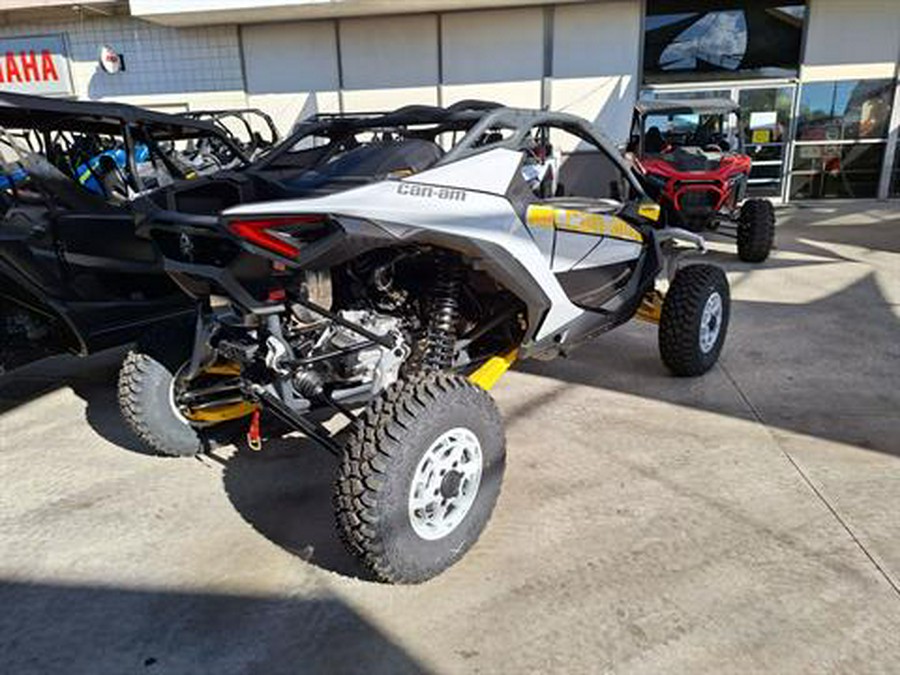 2024 Can-Am Maverick R 999T DCT