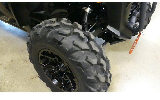 2024 Commander XT 700 - Can-Am