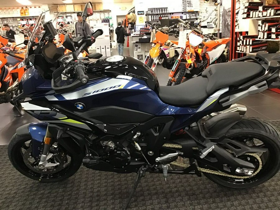 2024 BMW S 1000 XR Gravity Blue Metallic