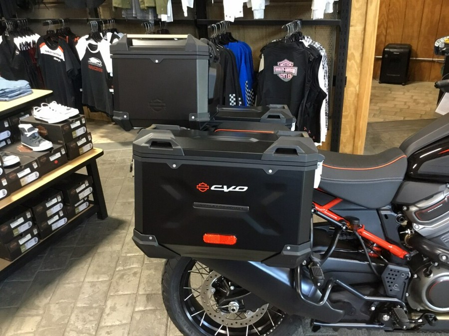 2024 Harley-Davidson® CVO™ Pan America® Legendary Orange