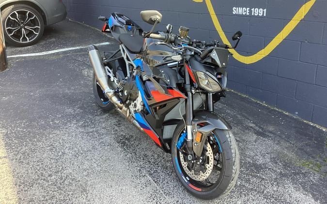 2026 BMW M 1000 R