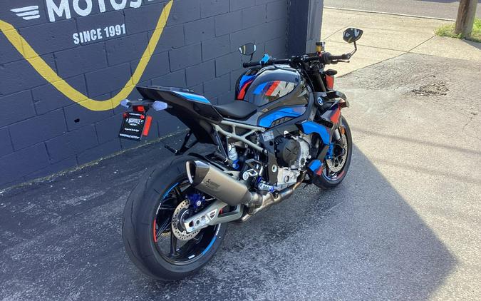 2026 BMW M 1000 R