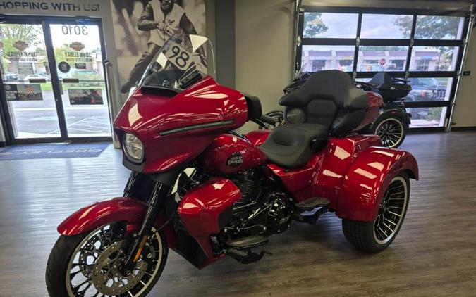 2026 Harley-Davidson FLHLT