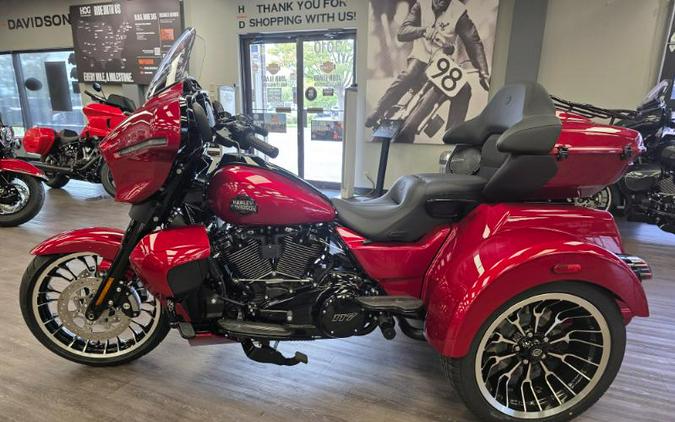 2026 Harley-Davidson FLHLT