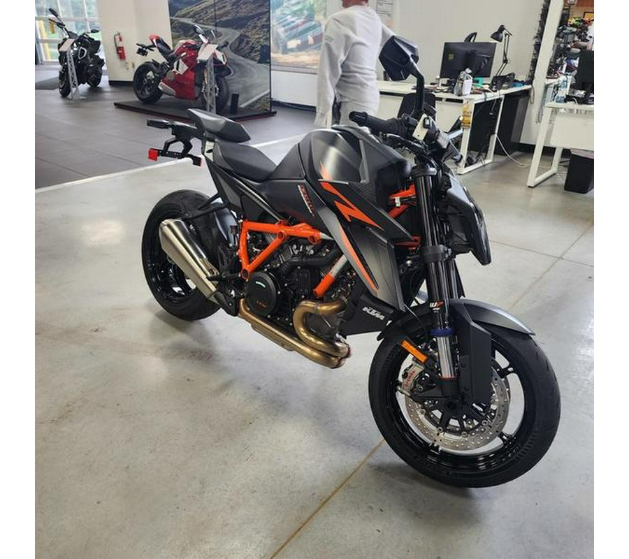 2024 KTM Super Duke 1390