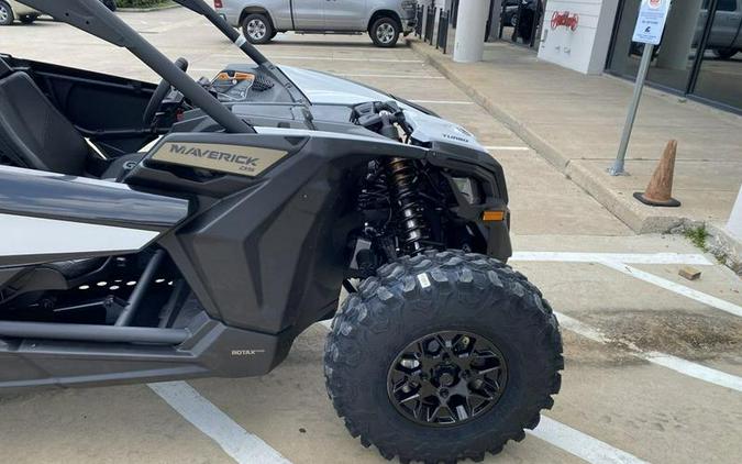 2024 Can-Am® Maverick X3 MAX DS Turbo Catalyst Gray