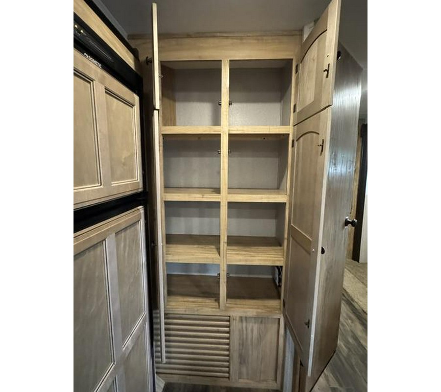 2019 Coachmen Freedom Express Liberty Edition 320BHDSLE