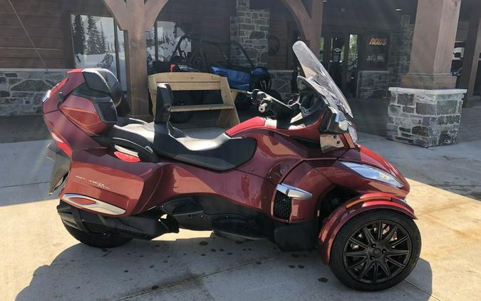 2015 Can-Am® Spyder® RT-S 6-Speed Semi-Automatic (SE6)