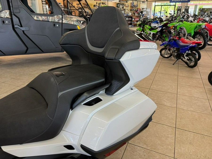 2024 Honda® Gold Wing Tour Automatic DCT