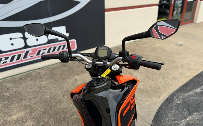 2023 KTM 200 Duke