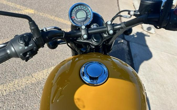 2023 Royal Enfield Meteor Fireball Yellow