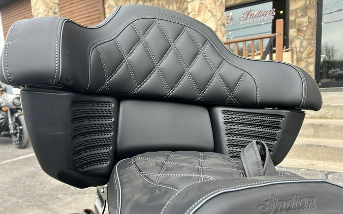 2025 Indian Motorcycle® Roadmaster® PowerPlus Dark Horse® 112 w/PowerBand Nara Bronze Smoke