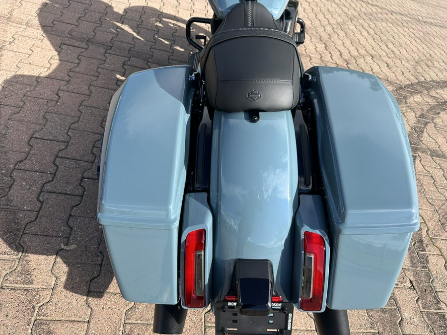 FLHX 2024 Street Glide®